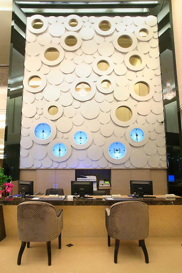 Shinkansen Grand Hotel Taichung Exterior foto